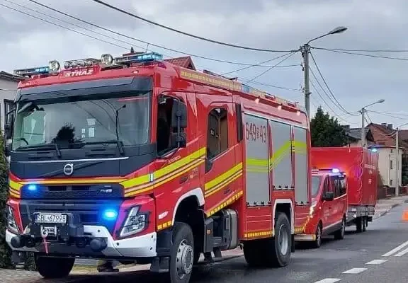 Pożar przy ul. Szewczyka w Lędzinach – interwencja OSP