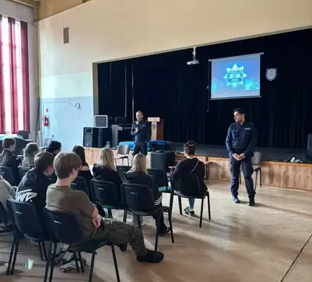 Bieruń: uczniowie pierwszych klas uczą się rozpoznawać przemoc rówieśniczą