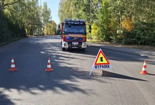 Lędziny: Pożar ciężarówki i pomoc policji – relacja z akcji OSP