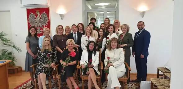 Dzień Edukacji Narodowej w Chełmie Śląskim: podziękowania i nagrody dla nauczycieli