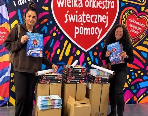 Nauczycielki ze Szkoły Podstawowej nr 2 w Lędzinach na szkoleniu WOŚP z pierwszej pomocy