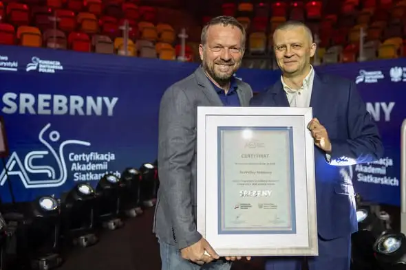 BeeVolley Academy z prestiżowym Srebrnym Certyfikatem Akademii Siatkarskich