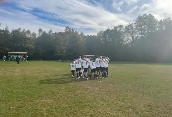 Juniorzy Bojszów rozegrali sparing z Dzikami Woszczyce. Padło aż 10 goli!